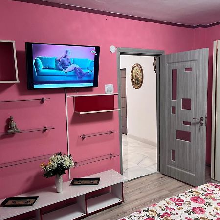 Apartament In Centrul Orasului Bacău Extérieur photo