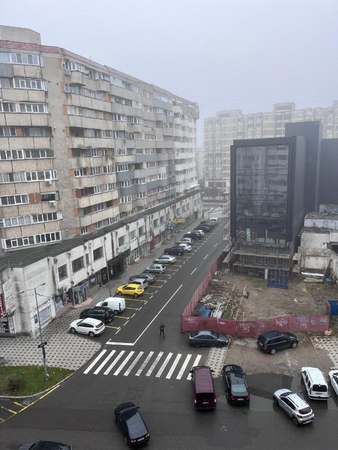 Apartament In Centrul Orasului Bacău Extérieur photo